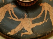 Ο φρικτός θάνατος του Πενθέα από τις μαινάδες. Παράσταση σε ερυθρόμορφο αγγείο. [Μουσείο Λούβρου