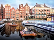Ρομπο - σκάφη στα κανάλια του Άμστερνταμ