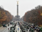 Χιλιάδες τρακτέρ στους δρόμους του Βερολίνου