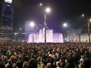 Μαζικές διαδηλώσεις κατά Βούτσιτς