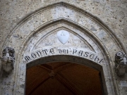 Monte dei Pashi: Τα προβλήματα, οι αθέμιτες πιέσεις και οι πολιτικές παρεμβάσεις