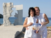 Πρώτος επίσημος γάμος γυναικών στη Λέσβο