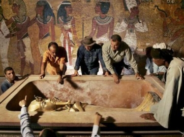 Αρχαιολόγος υποστηρίζει πως βρήκε τον τάφο της Νεφερτίτης