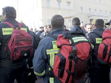 Ανανέωση σύμβασης ζητούν οι εποχικοί πυροσβέστες