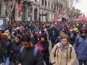 Καταρρέει η οικονομία της Αργεντινής