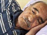 Γιατί οι ηλικιωμένοι κοιμούνται λιγότερο