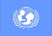 UNICEF: Ανοιξιάτικη συλλογή 2013 κάρτες και δώρα