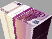 Τα 2 δισεκατομμύρια ευρώ είναι 40.000 …μοβ δεσμίδες των 100 τραπεζογραμματίων