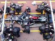 Καταστροφικό pit stop στο Μονακό αλλά και με λάθος του Bottas