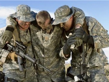 O στρατός θα «παγώνει» τη ζωή των τραυματιών