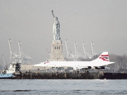 ΗΠΑ: Concorde σε πλατφόρμα στον ποταμό Χάντσον