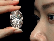 Αψεγάδιαστο διαμάντι έπιασε 13,3 εκατ. ευρώ