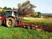 Πώς μπορούν οι αγρότες να εξασφαλίσουν έκπτωση φόρου έως και 2.100 ευρώ