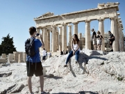 SZ: «Μπουμ» τουριστών στην Ελλάδα