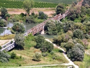 Η παλαιά συμμαχική σιδηροδρομική γέφυρα του Αλιάκμονα ποταμού στη Μεγάλη Γέφυρα (Μυλοβός) Πιερίας