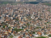 Αναπλάσεις σε 4 γειτονιές του Τυρνάβου