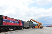 Συμφωνία ΤΡΑΙΝΟΣΕ – COSCO για τη μεταφορά εμπορευμάτων από τον Πειραιά προς την Ευρώπη και αντίστροφα