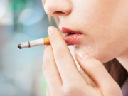 Παράνομο το κάπνισμα κάτω των 18 ετών