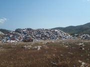Τη λειτουργία του Κέντρου Διαλογής Ανακυκλώσιμων Υλικών αναμένουν τα ανακυκλώσιμα στον ΧΥΤΑ που σχηματίζουν «βουνό»