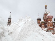 «Χιονοθύελλα του αιώνα» στη Μόσχα