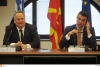 Εντεκα μέτρα προσέγγισης με την ΠΓΔΜ