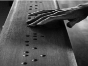 Μαθήματα Braille – Νοηματικής στη Λάρισα