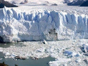 Λιώνουν οι πάγοι σε Αρκτική - Ανταρκτική