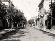 Λάρισα 1932. Η οδός Κούμα από το ύψος της σημερινής οδού Παναγούλη. © Αρχείο Φωτοθήκης Λάρισας