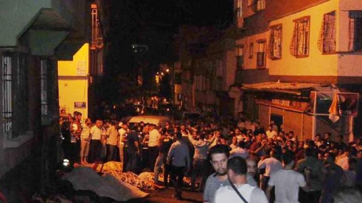 Τρομοκρατική επίθεση σε γάμο στην Τουρκία: 50 νεκροί, 100 τραυματίες