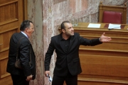 Πρωτοφανή έκτροπα στο ελληνικό Κοινοβούλιο