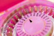 Αντισυλληπτικά: Λιγότερο κινδυνεύουν οι γυναίκες από καρκίνο ωοθηκών