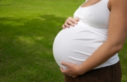 Η παχυσαρκία του παιδιού εξαρτάται και από τα κιλά που έβαλε η μητέρα στην εγκυμοσύνη