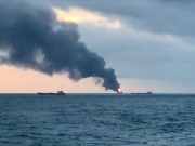 14 νεκροί από πυρκαγιά σε δύο πλοία