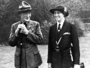 Ο αρχιπρόσκοπος λόρδος Robert και η αρχιοδηγός λαίδη Olave Baden Powell, το 1969