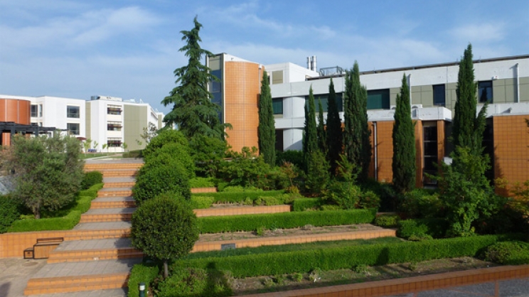 Πανεπιστήμιο Θεσσαλίας με 35 τμήματα και πολλές ερευνητικές δομές