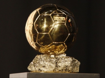 FIFA: Αλλάζει η &quot;Χρυσή Μπάλα&quot;, που θα δίνεται τον Οκτώβριο και θα αφορά στη σεζόν
