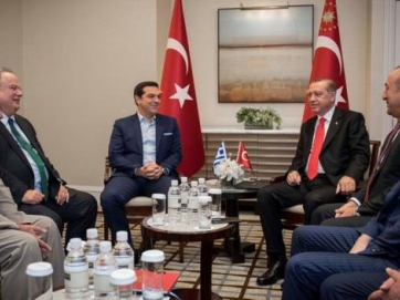 Επαναβεβαιώθηκε η ανάγκη στήριξης της συμφωνίας ΕΕ-Τουρκίας, έτσι ώστε να υποστηριχθεί η αντιμετώπιση της προσφυγικής κρίσης.