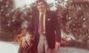 1971: Νέα Υόρκη:  Ο Αβδελιώτης Σωτήρης Δερπάνης  με τον μικρό Δημήτρη Νικ. Εξάρχου, γιατρό σήμερα.