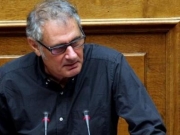 Βουλευτής του ΣΥΡΙΖΑ ζητά την μετακίνηση προσφύγων από τα νησιά