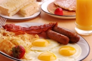 Ξεκινήστε την ημέρα σας με ένα πλούσιο πρωινό