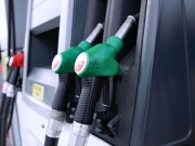 «Ανάσα» για  τους καταναλωτές από την πτώση  τιμών του πετρελαίου