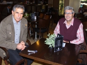 Ο πρώην τεχνικός της ΠΑΕ ΑΕΛ Άγγελος Αναστασιάδης με τον συντάκτη της «Ε» Σωτήρη Κέλλα