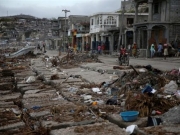 Απόλυτη καταστροφή στην Αϊτή βλέπει ο ΓΓ του ΟΗΕ, λεηλασίες φορτίων βοήθειας