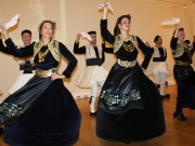 Οι Βλατσιώτες χορεύουν στη Βιέννη