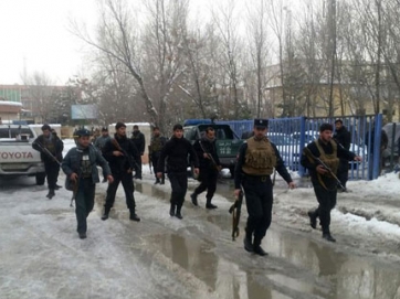 Δεκάδες νεκροί στην Καμπούλ