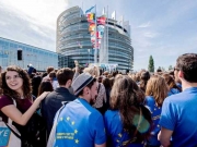 Οι νέοι της Ευρώπης ανησυχούν για το μέλλον τους