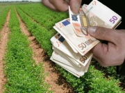 Σενάριο για φόρο-σοκ 33% στους αγρότες