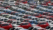 Οριακές αυξήσεις στις πωλήσεις αυτοκινήτων