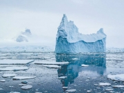 Ραγδαία μείωση των πάγων σε Γροιλανδία - Ανταρκτική