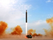 Νέο βαλλιστικό πύραυλο εκτόξευσε χθες η Β. Κορέα